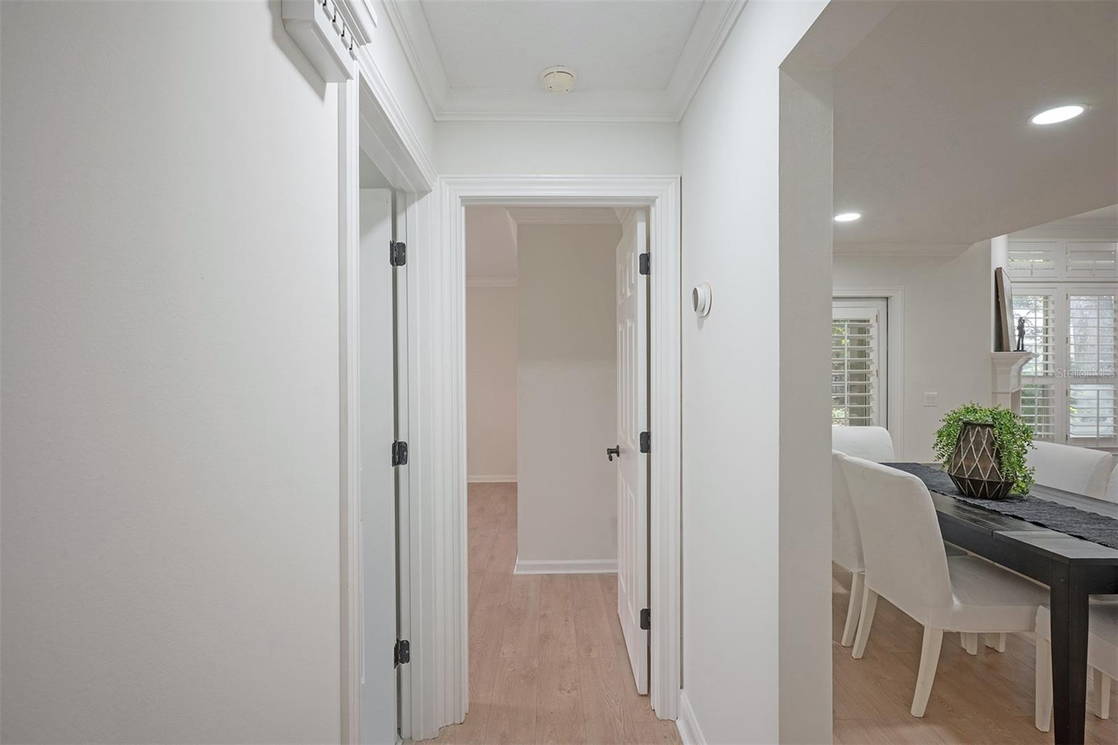 QUEEN HRBR YACHT & CO U19 - Residential