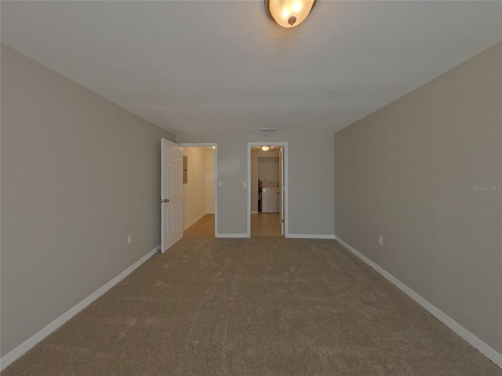 GOLFWOODS - Residential Lease