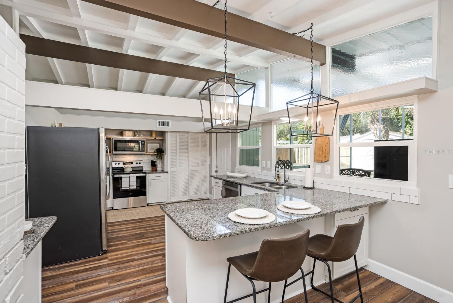 RIVER FOREST - Residential Lease