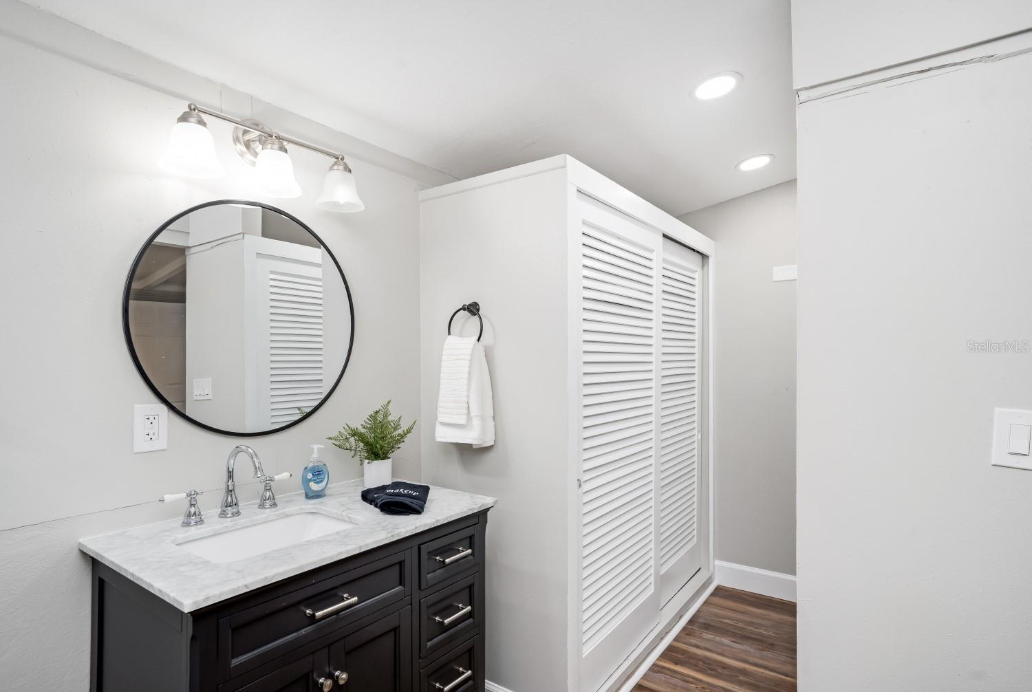 RIVER FOREST - Residential Lease