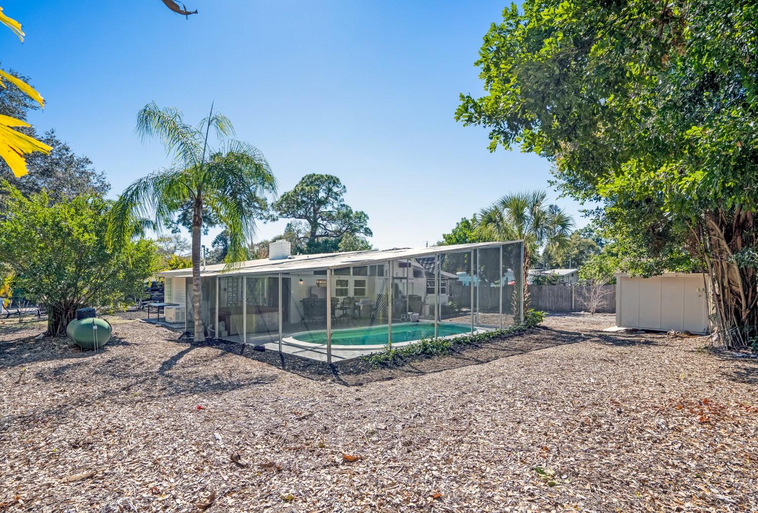 RIVER FOREST - Residential Lease