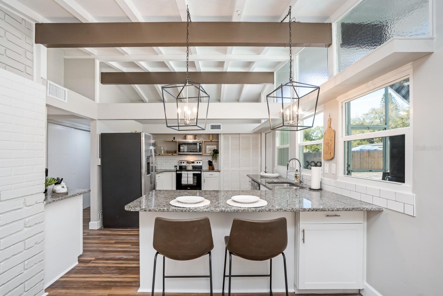 RIVER FOREST - Residential Lease