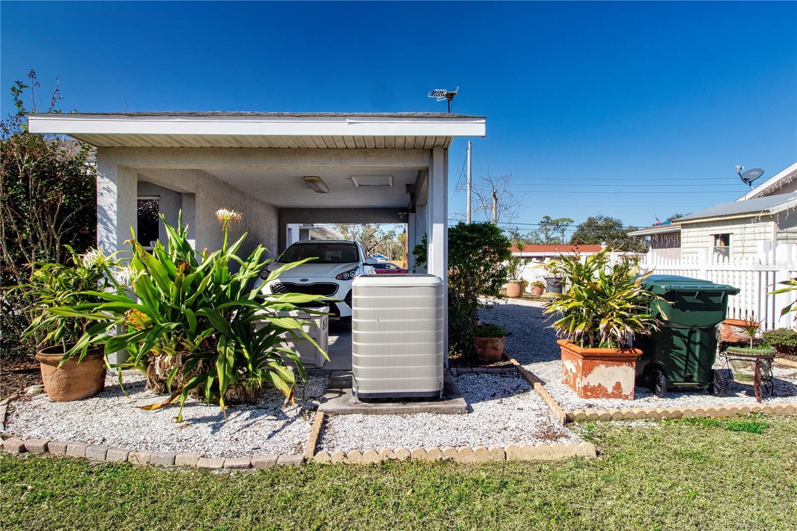 BEG 457 FT S OF NW COR OF SW 1/4 OF NE 1/4 OF SEC - Residential