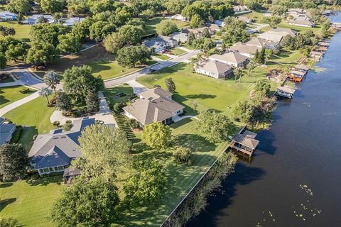 A home in LADY LAKE