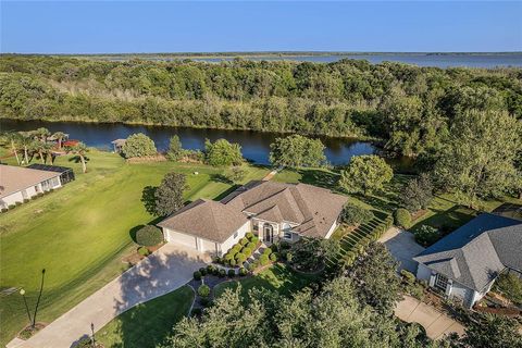 A home in LADY LAKE