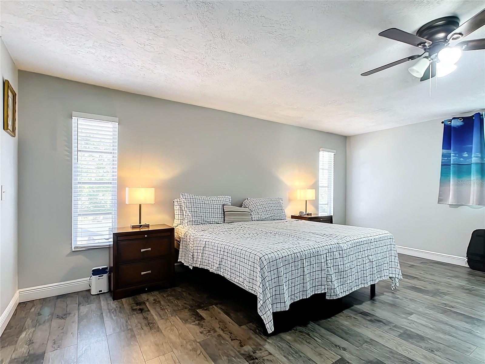 SPANISH ACRES - Residential