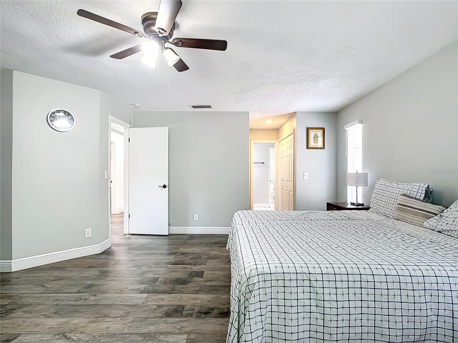 SPANISH ACRES - Residential