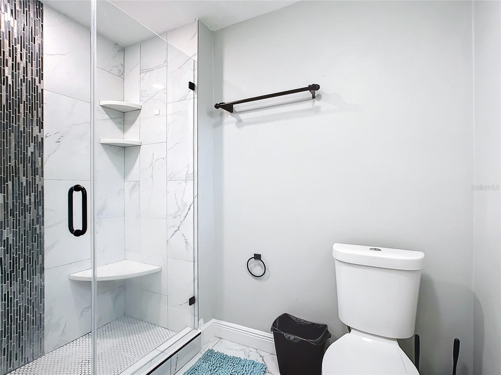 SPANISH ACRES - Residential