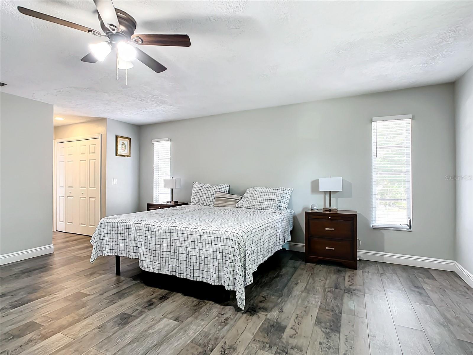 SPANISH ACRES - Residential