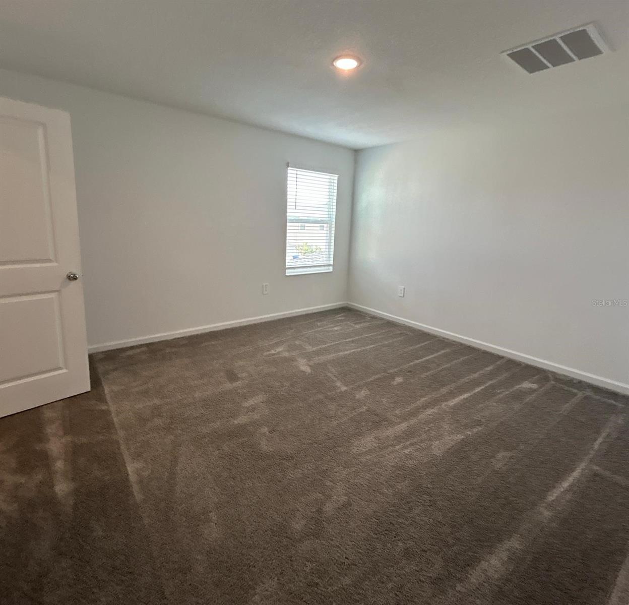 PEACE CREEK RESERVE 40'S - Residential Lease