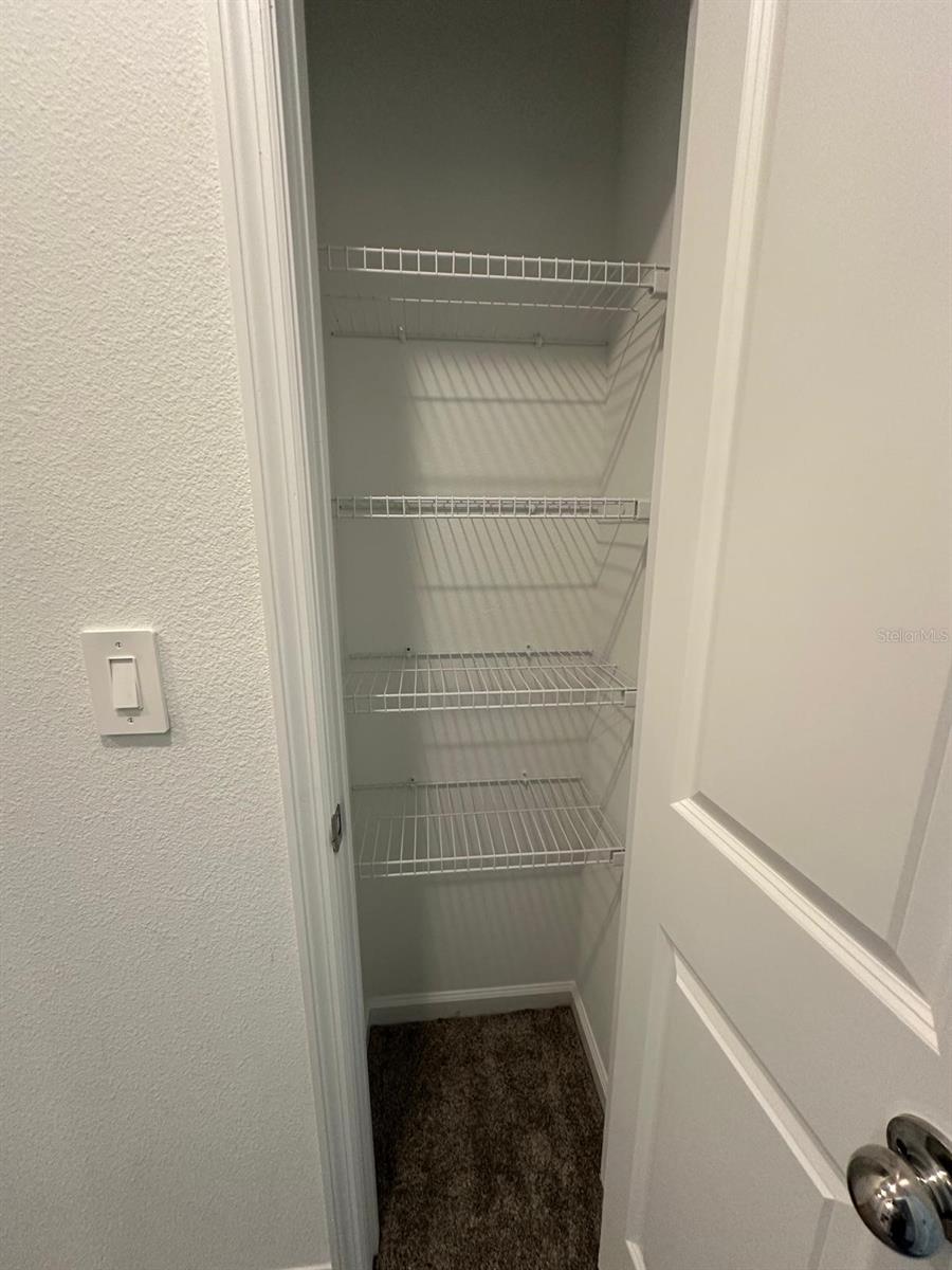 PEACE CREEK RESERVE 40'S - Residential Lease