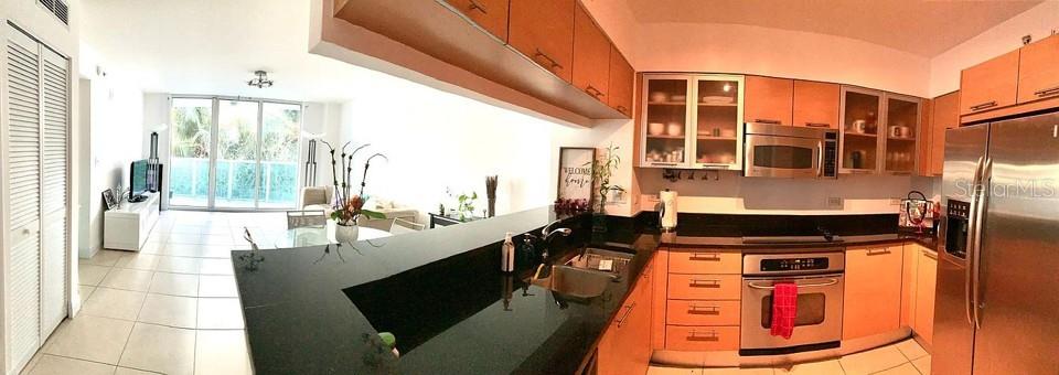 31 SE 5TH STREET 305