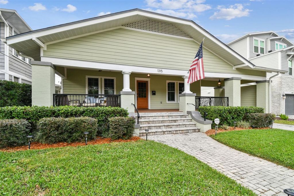 Photo of 1315 S Moody Avenue, Tampa, FL 33629 (MLS # TB8453856)