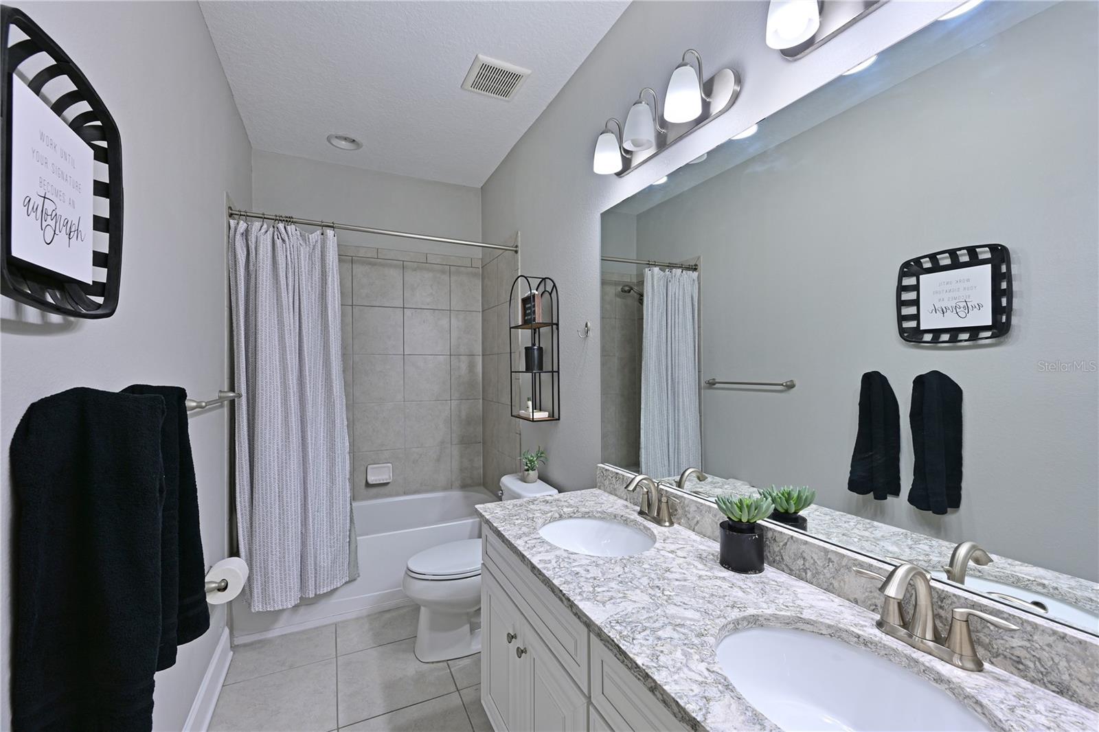 OAKLEAF HAMMOCK PH IV - Residential