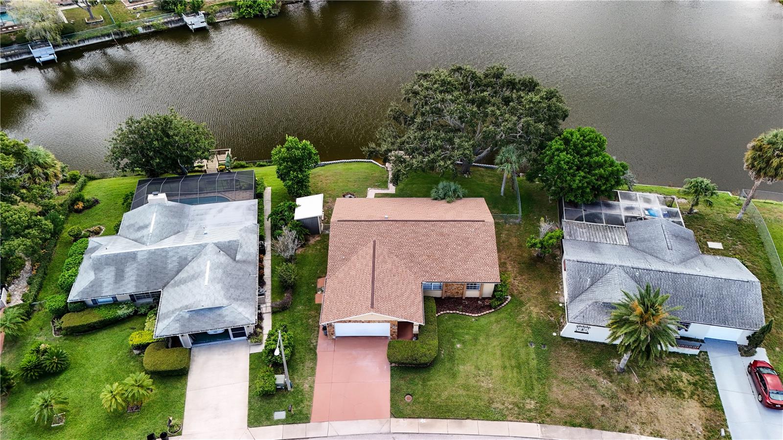 EMBASSY HILLS - Residential