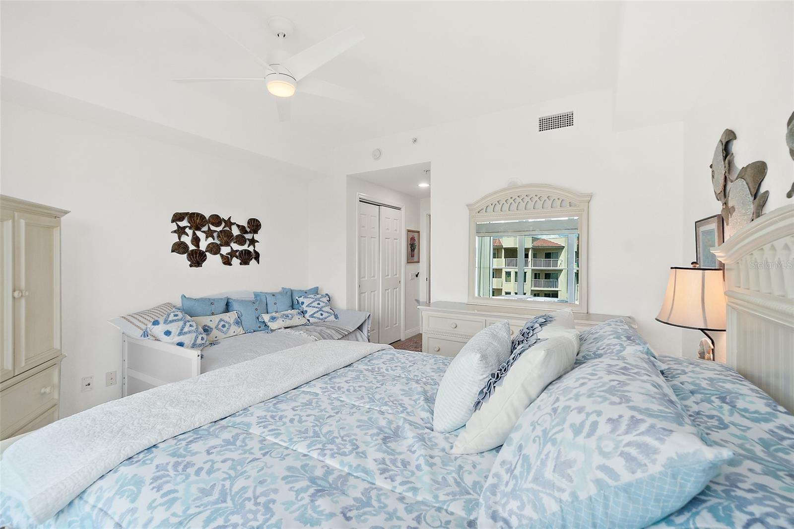 OCEANS GRAND CONDO - Residential