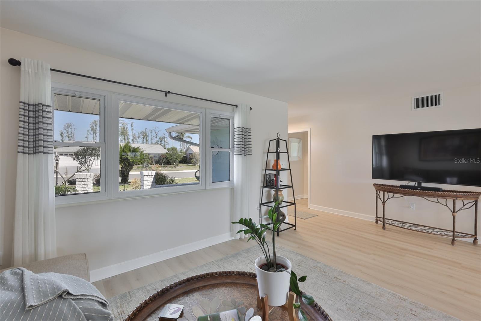 DEL WEBBS SUN CITY FLORIDA UN - Residential