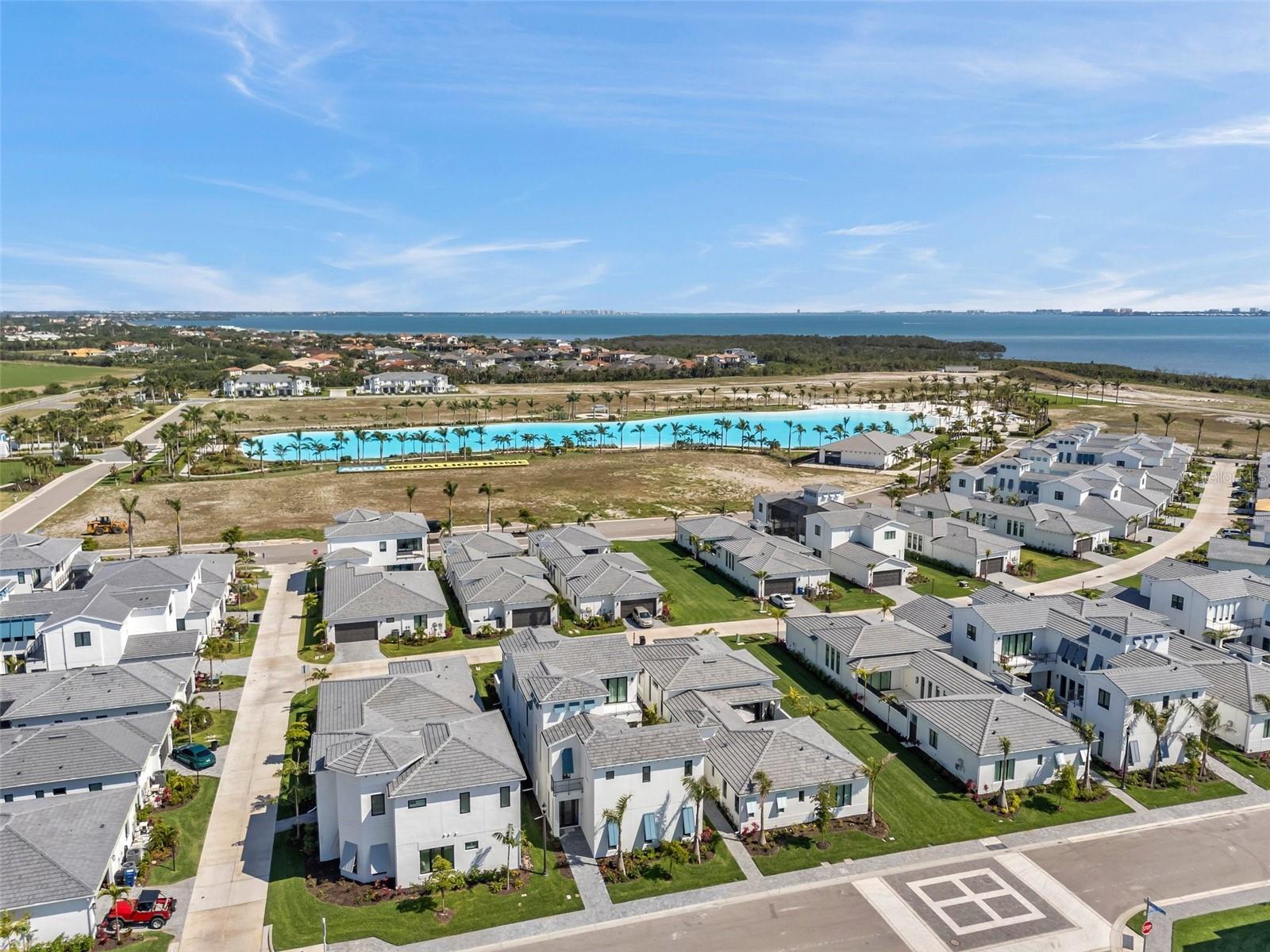 AQUA LAGOON - Residential