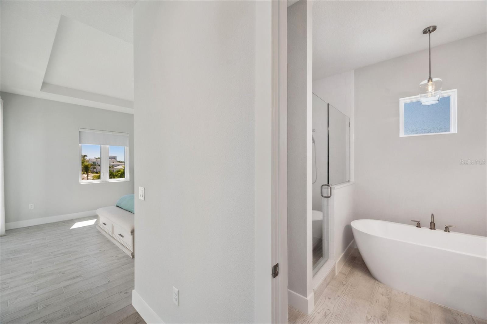 AQUA LAGOON - Residential