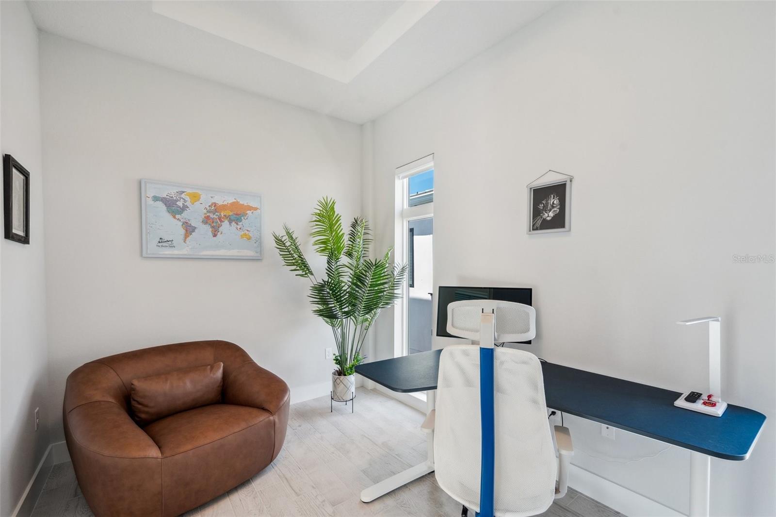 AQUA LAGOON - Residential