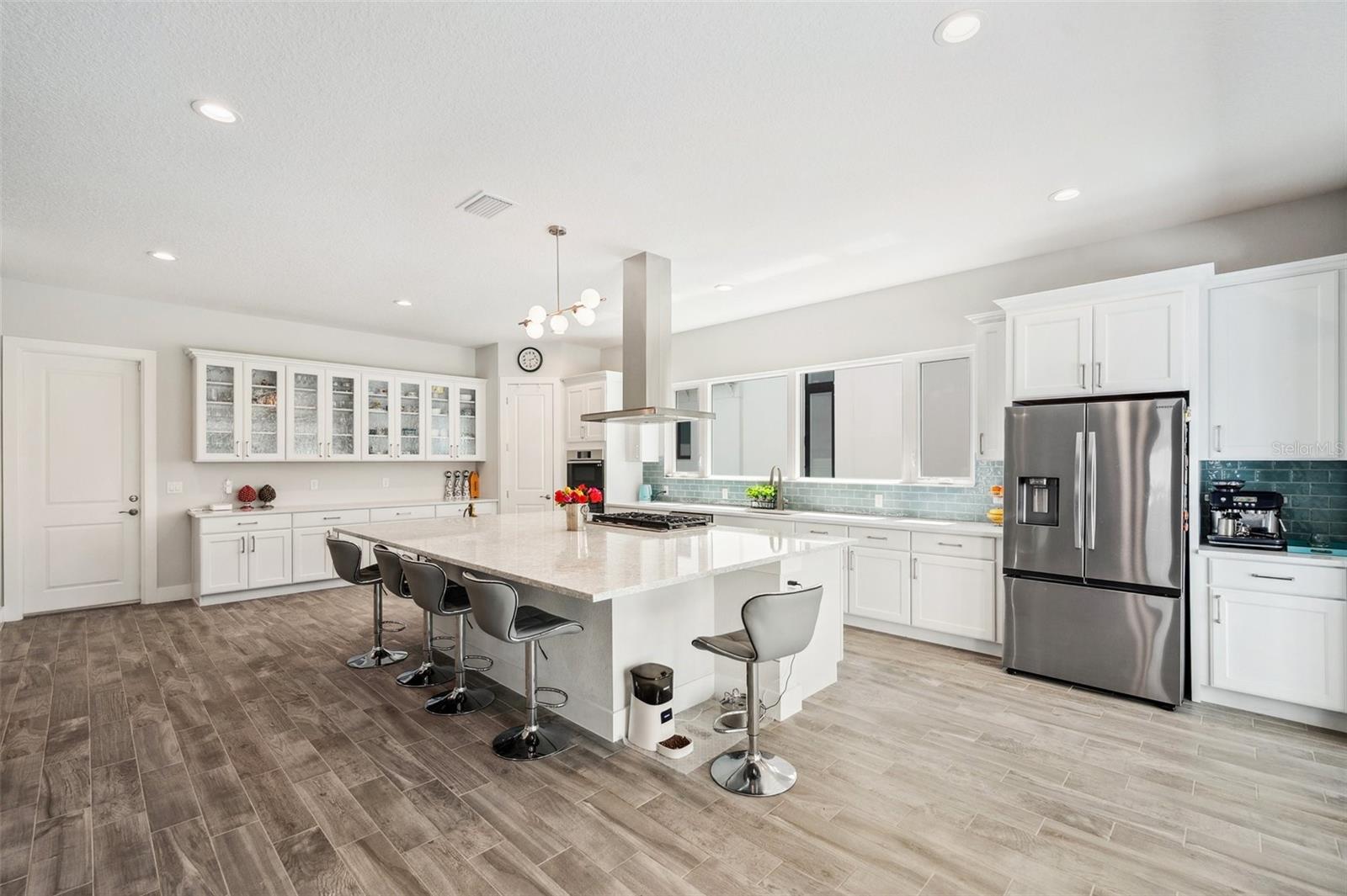 AQUA LAGOON - Residential