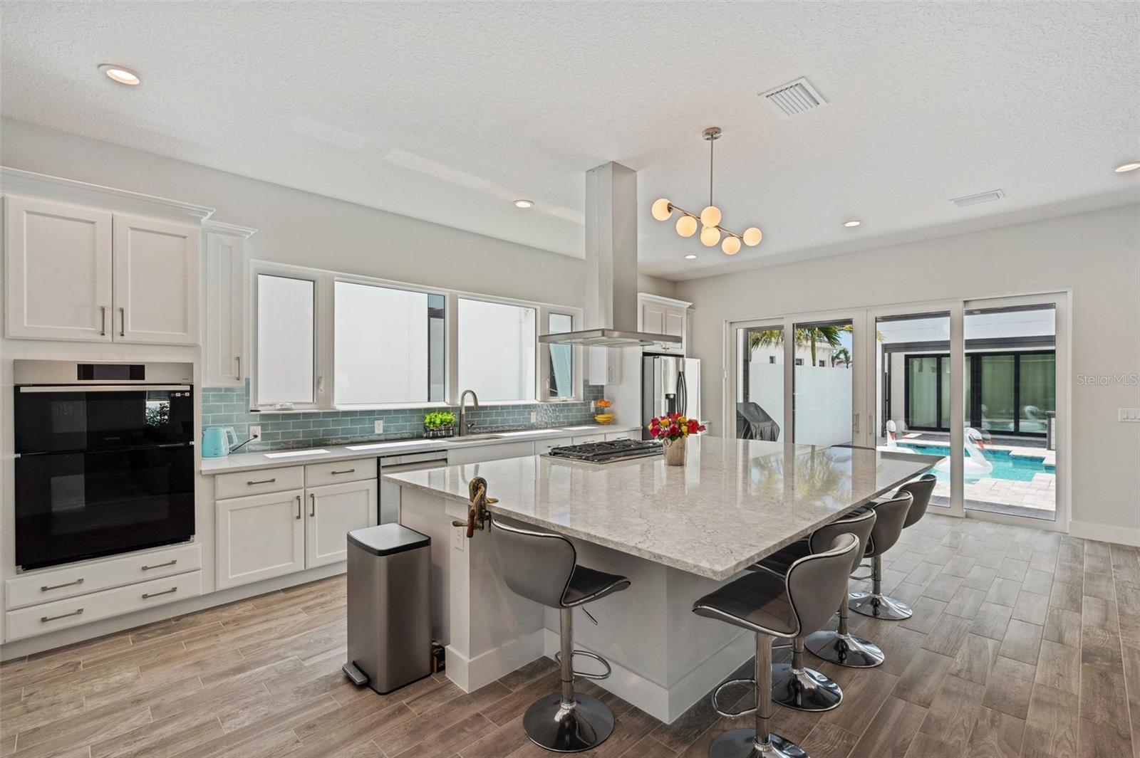 AQUA LAGOON - Residential