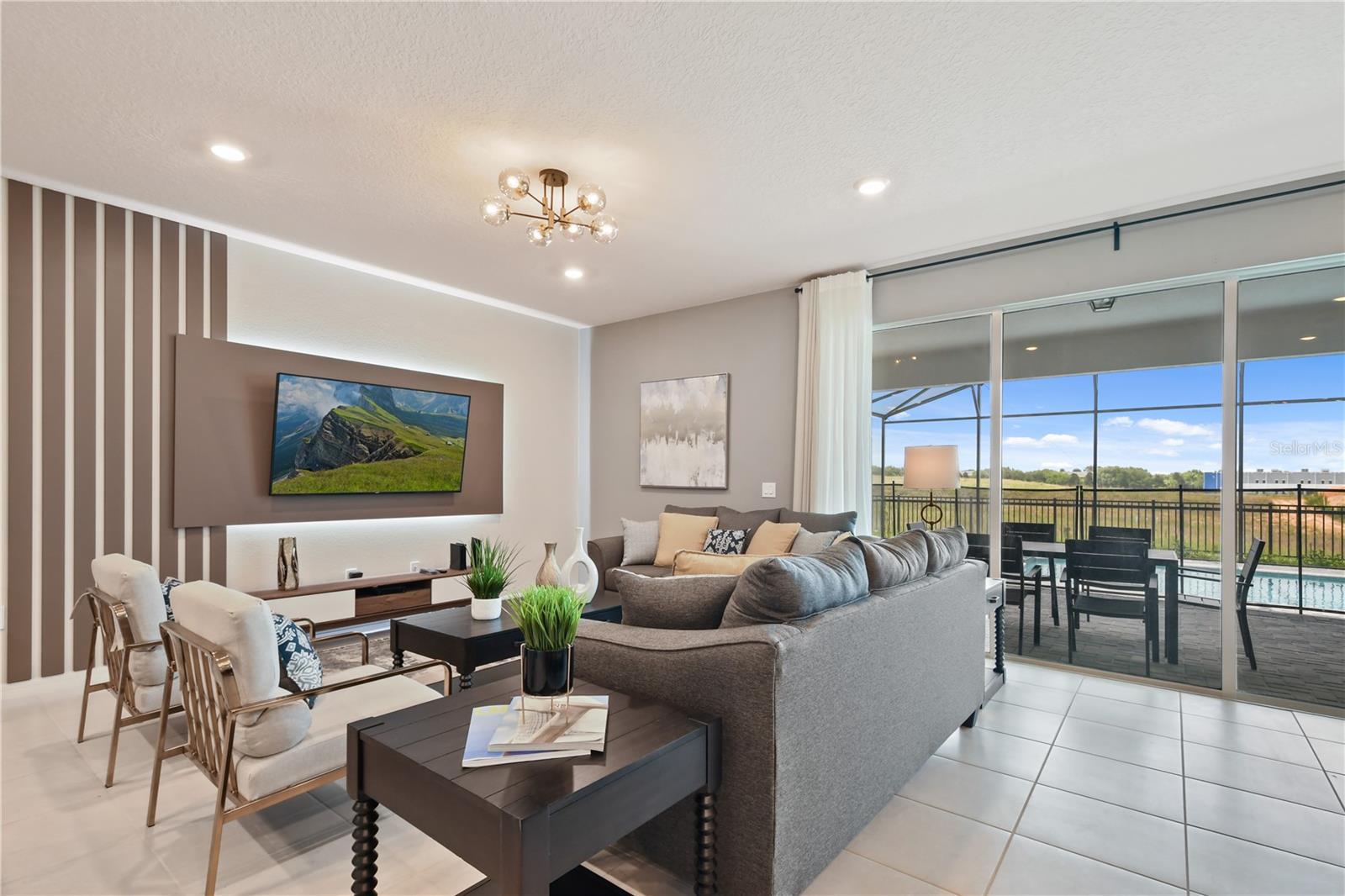 WINDSOR ISLAND RESORT - Residential