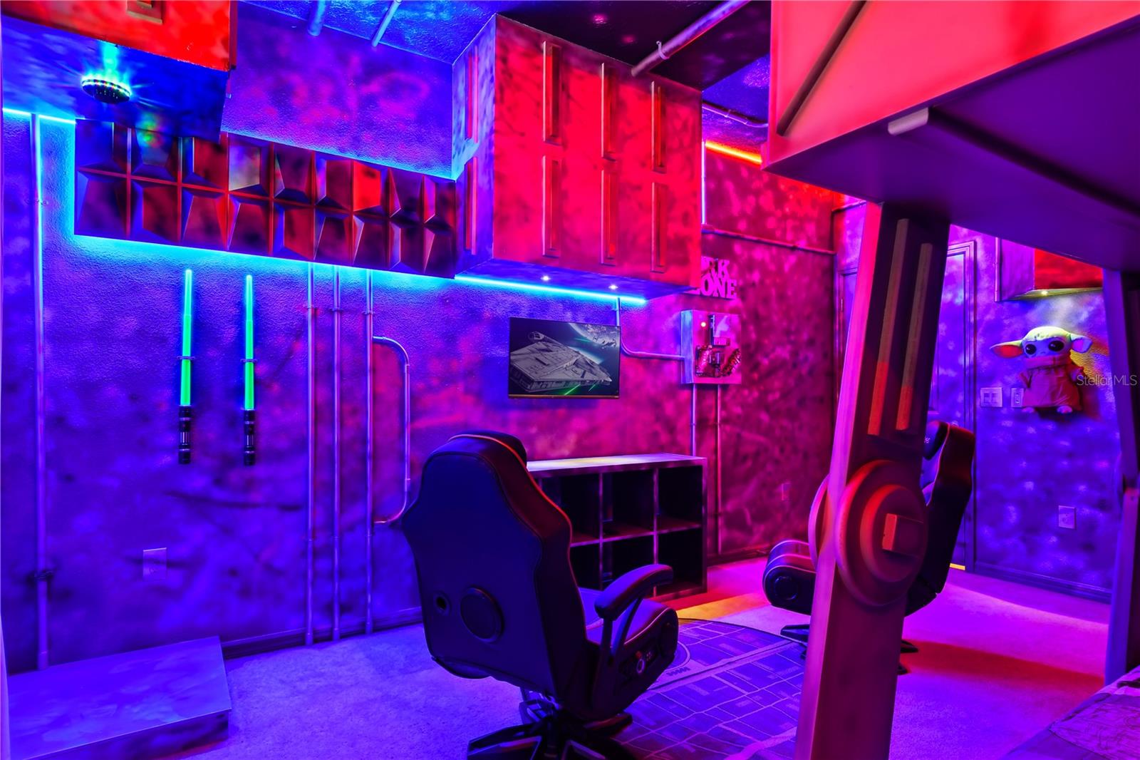 WINDSOR ISLAND RESORT - Residential