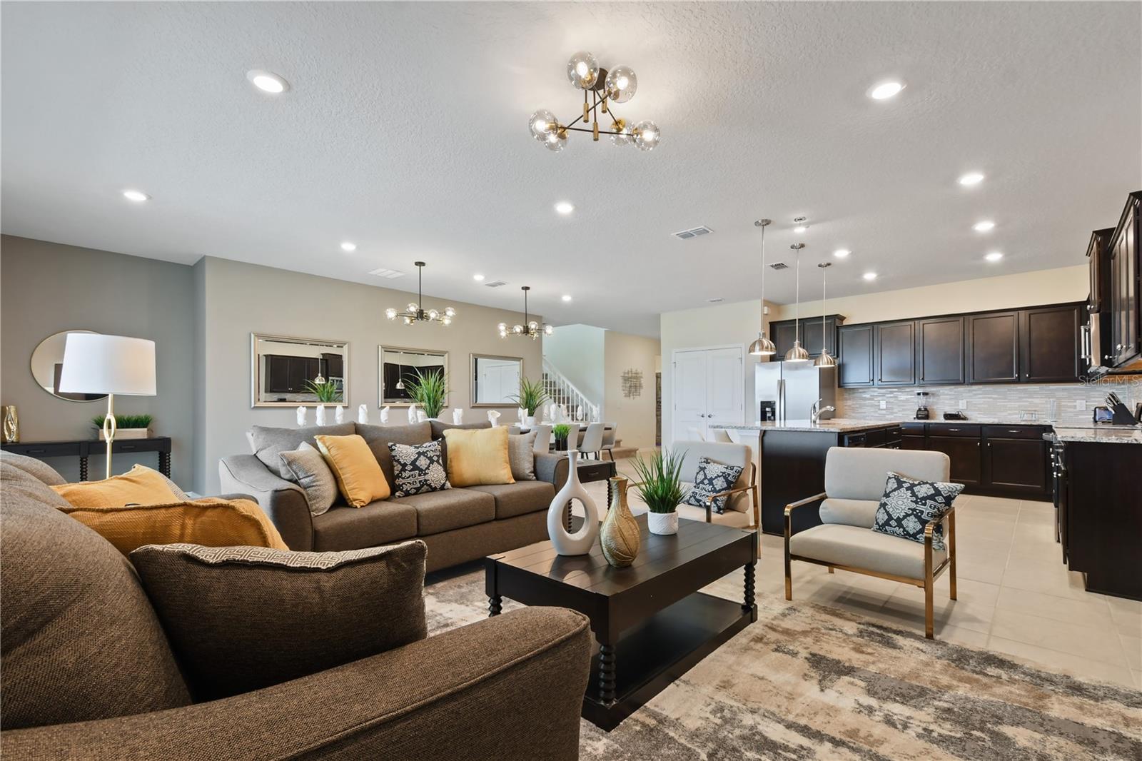 WINDSOR ISLAND RESORT - Residential