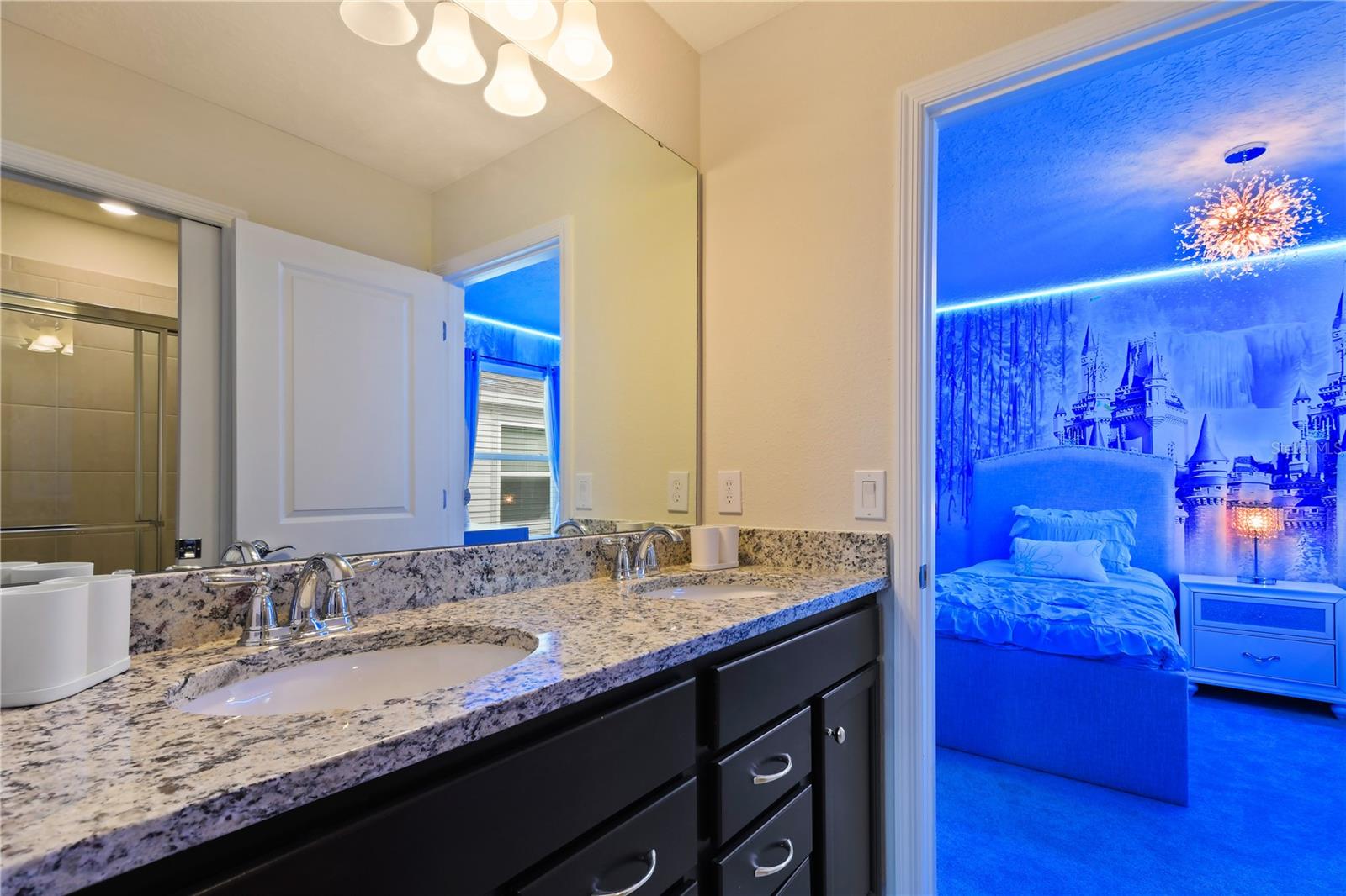 WINDSOR ISLAND RESORT - Residential