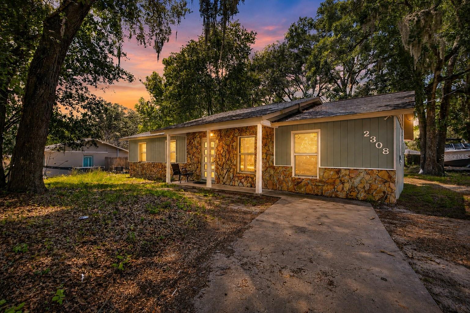 2308 NE 35TH STREET