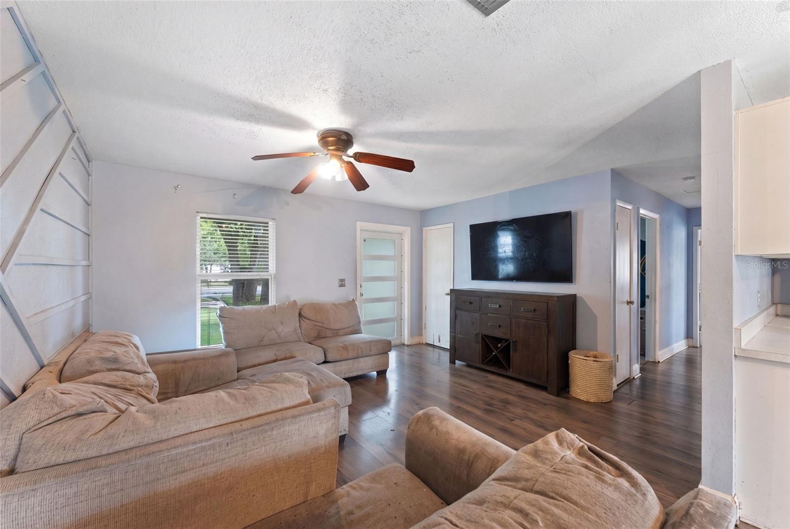 2308 NE 35TH STREET