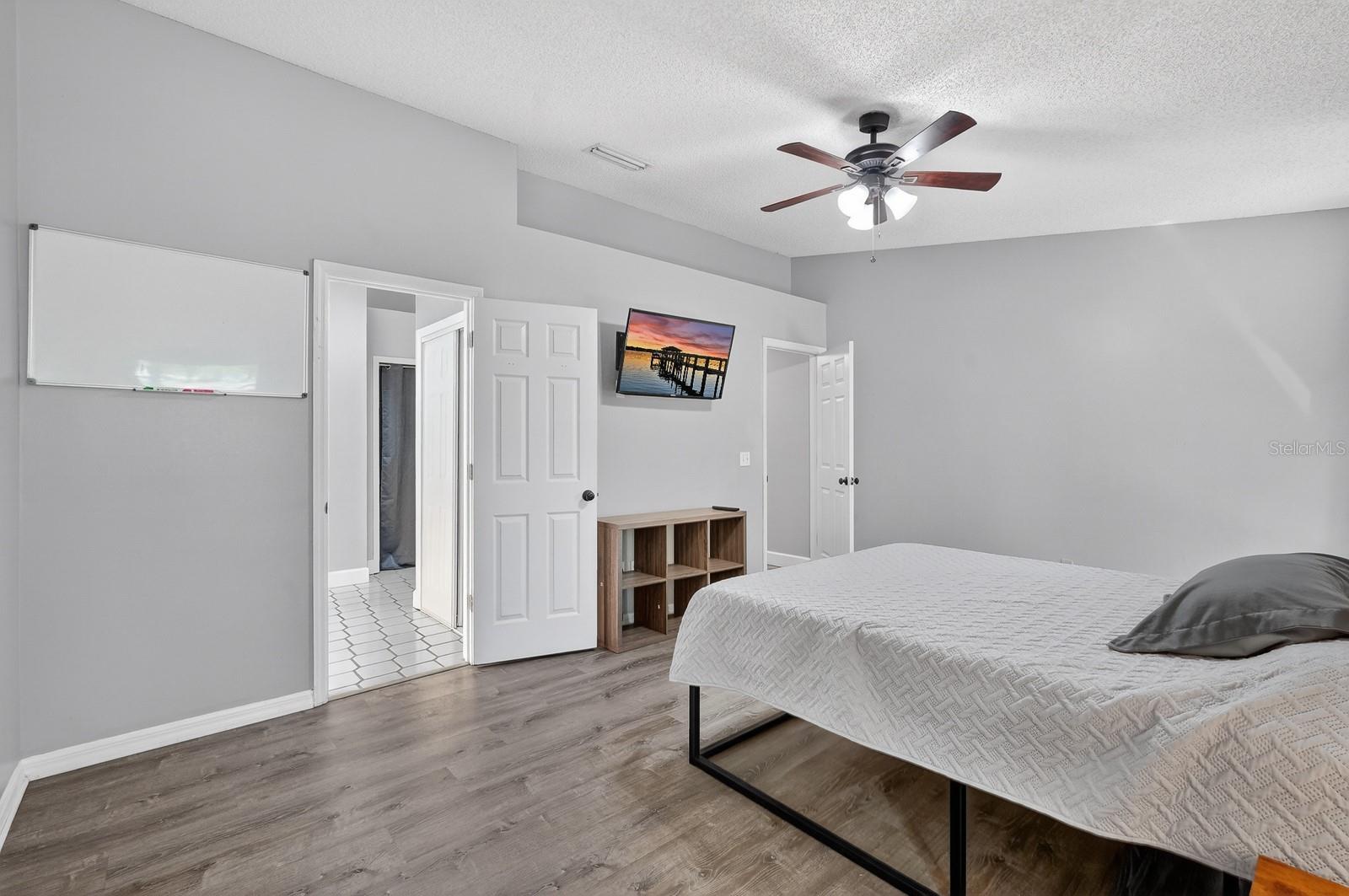 BENNETTS HAMMOCK REP TR 01 - Residential