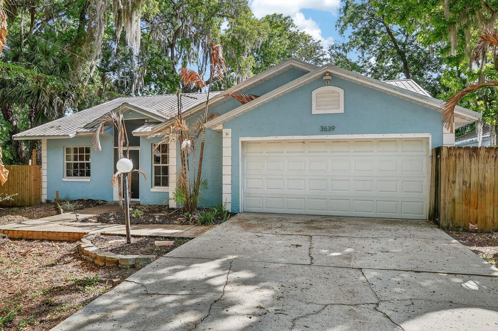 Photo of 3639 Old Hammock Road, Port Orange, FL 32129 (MLS # V4948288)