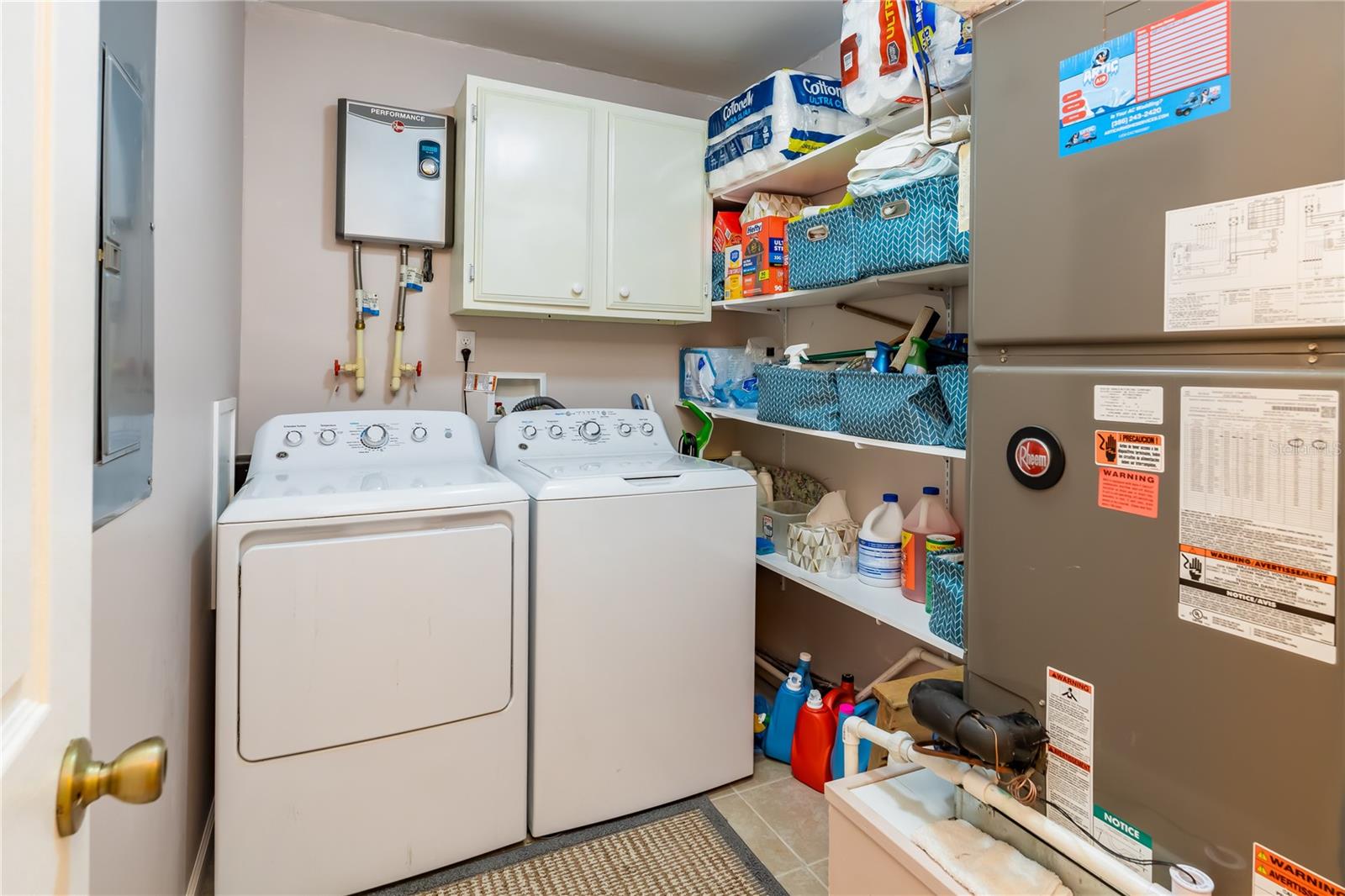 HILLCREST - Residential