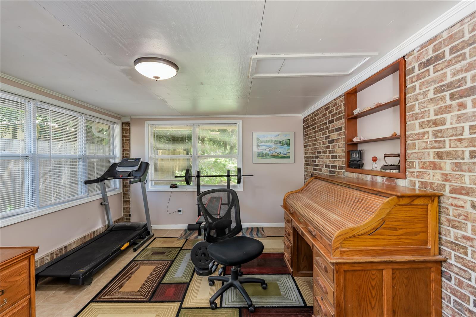 HILLCREST - Residential