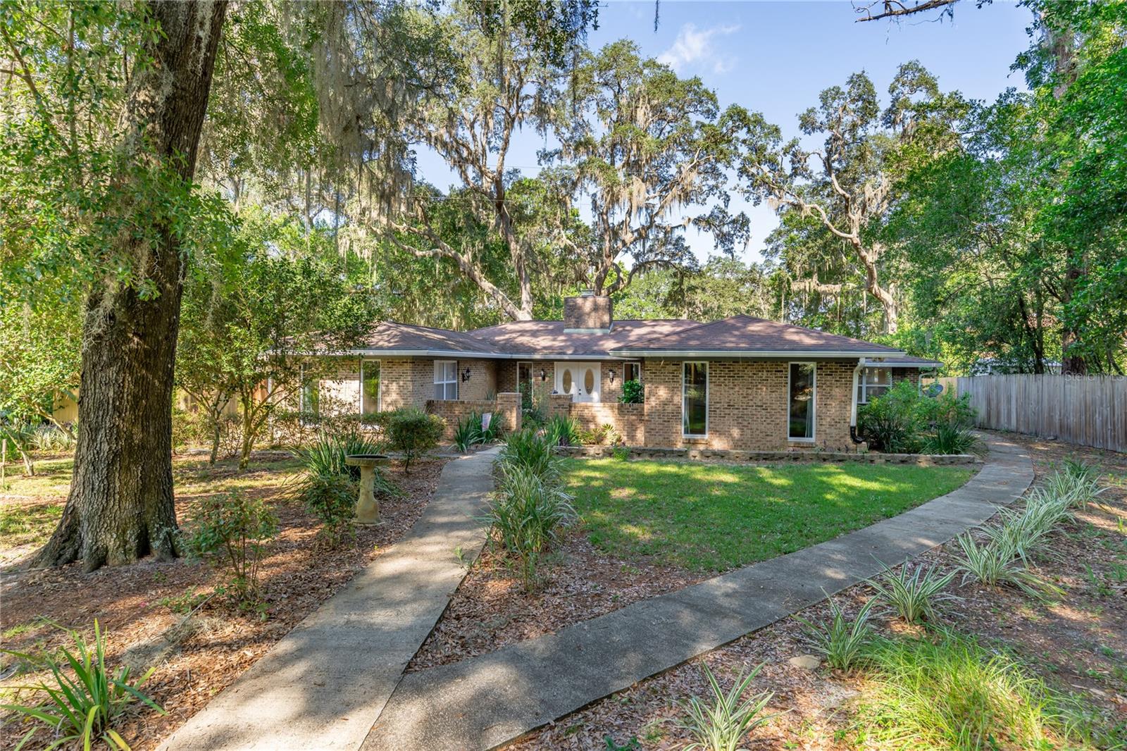 HILLCREST - Residential