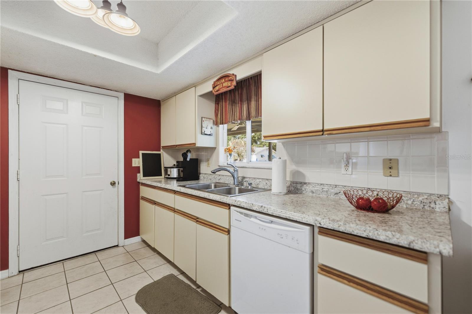 SPRUCE CREEK SOUTH - Residential