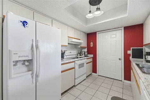 Tiny photo for 10599 SE 178th Street, Summerfield, FL 34491 (MLS # G5104689)