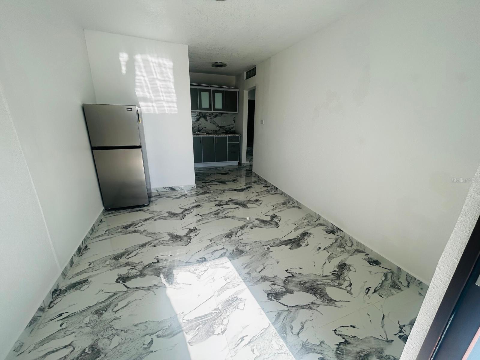 33B URB SANTA TERESITA