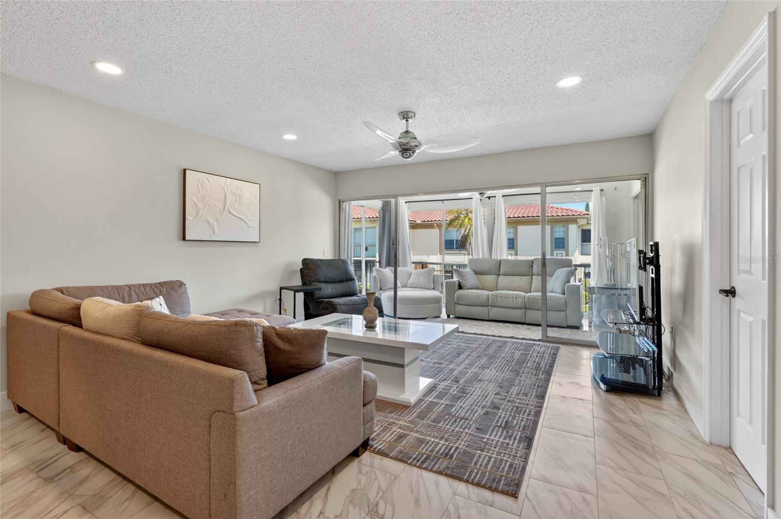 IMPERIAL COVE 6 - Residential