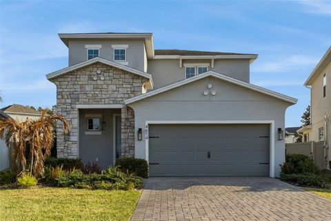 Photo of 4614 Cragmere Loop, Clermont, FL 34711 (MLS # O6384892)