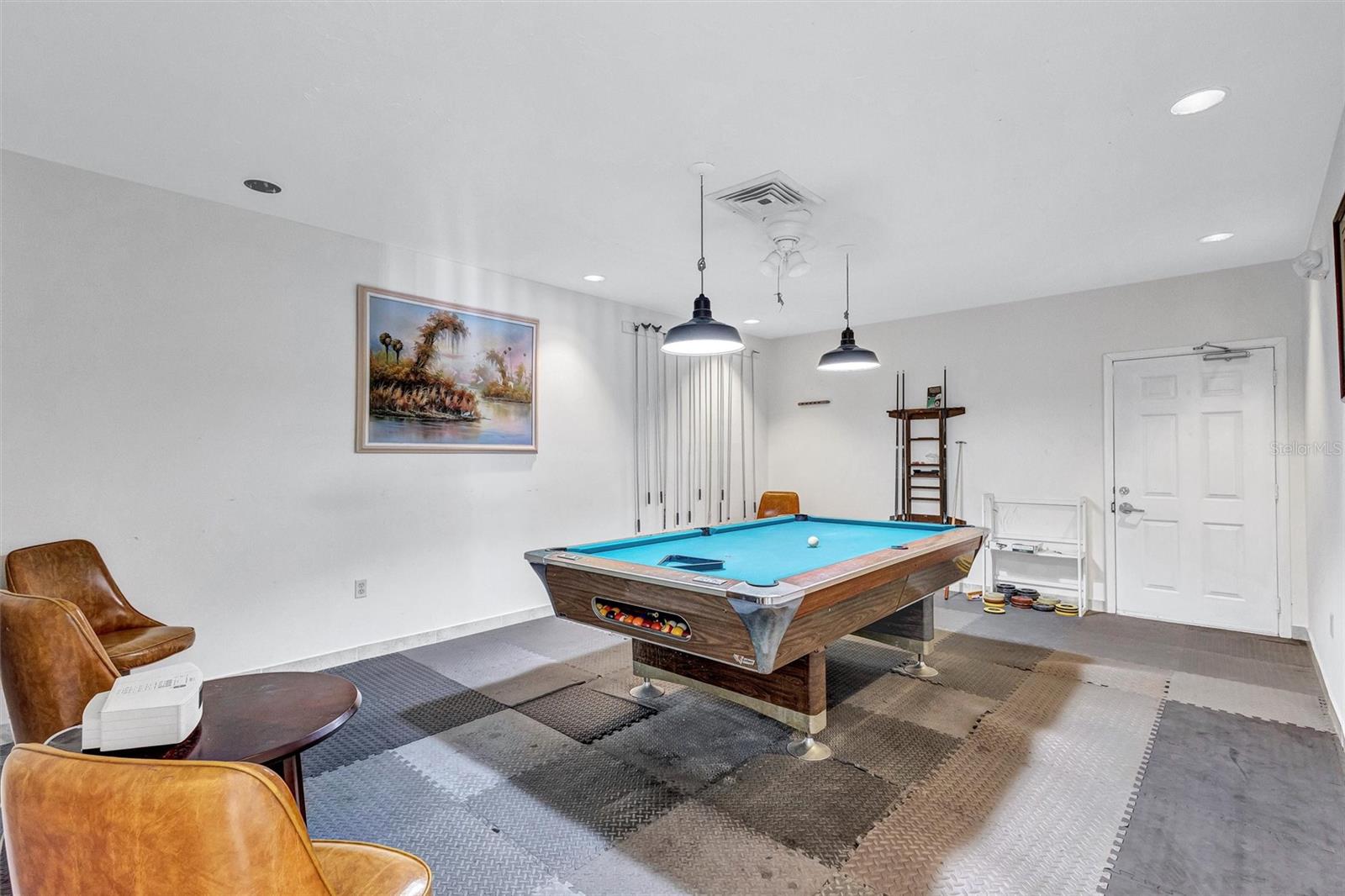 PINEWOOD VILLAGE IX - Residential