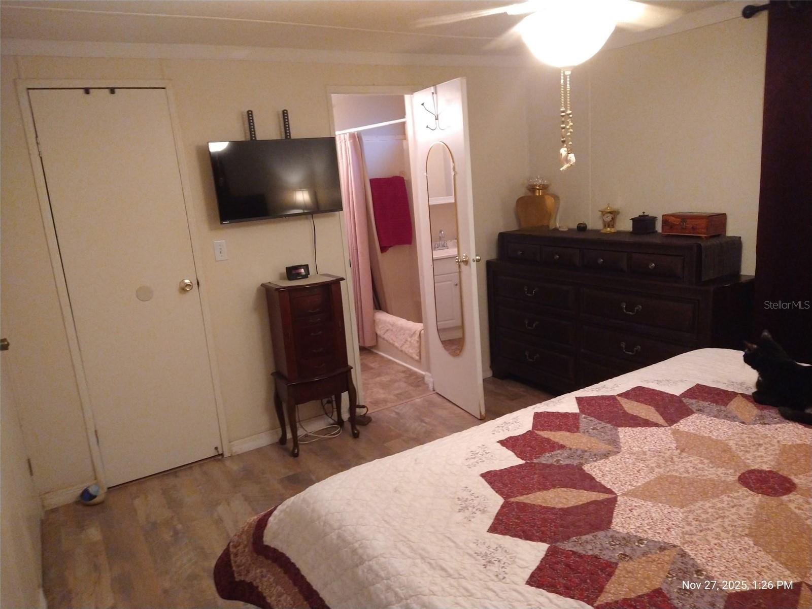 WALK IN WATER VILLAGE - Residential