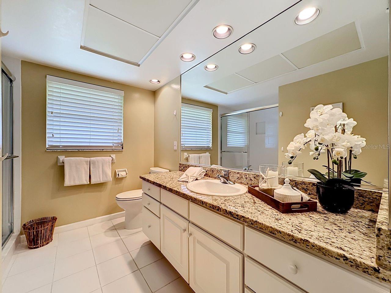 COUNTRY CLUB SHORES SEC 02 - Residential