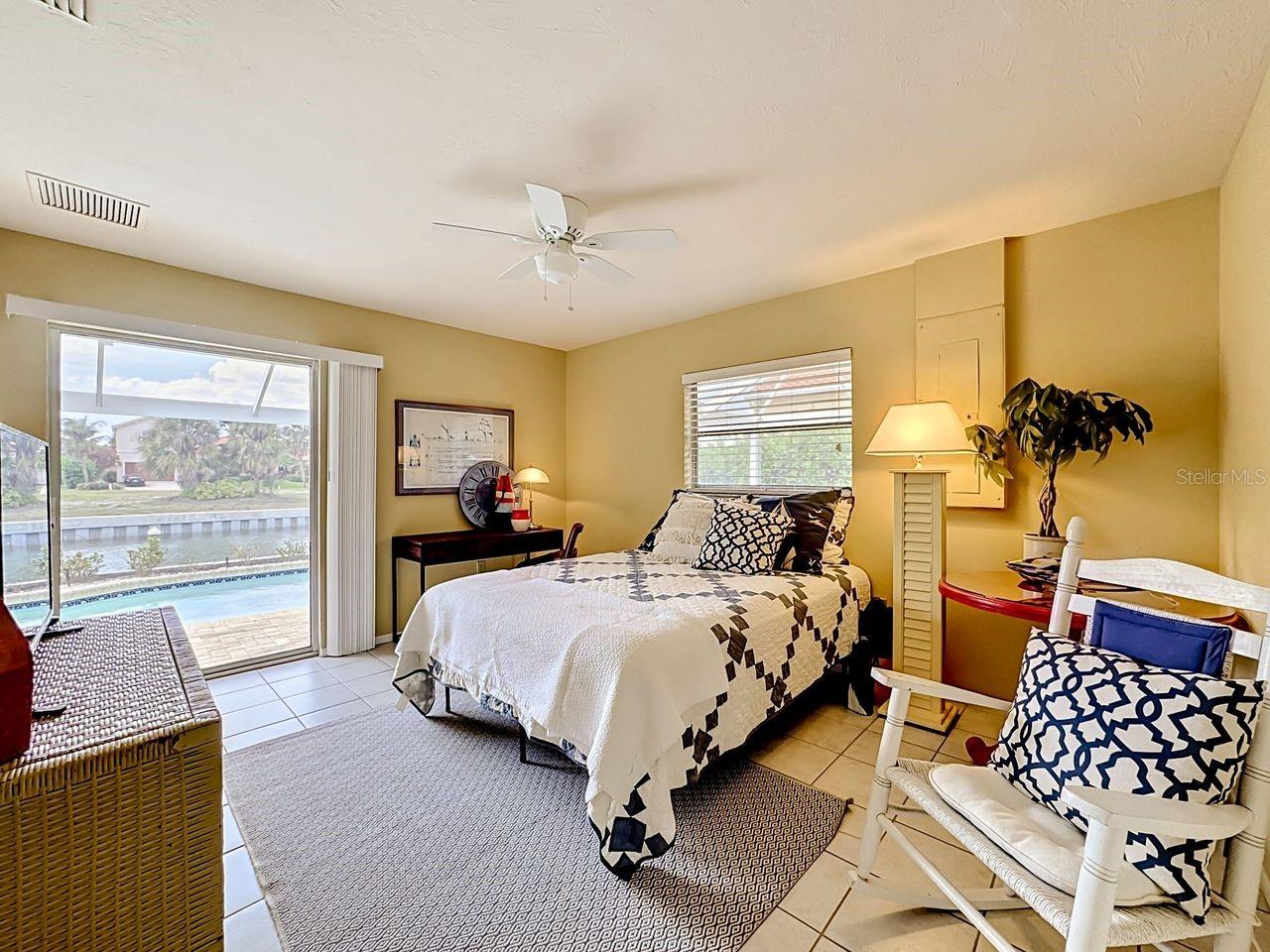 COUNTRY CLUB SHORES SEC 02 - Residential