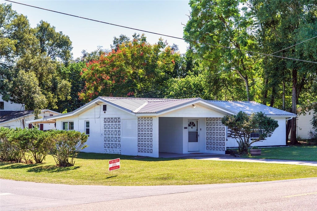 Photo of 38548 12th Avenue, Zephyrhills, FL 33542 (MLS # TB8558608)