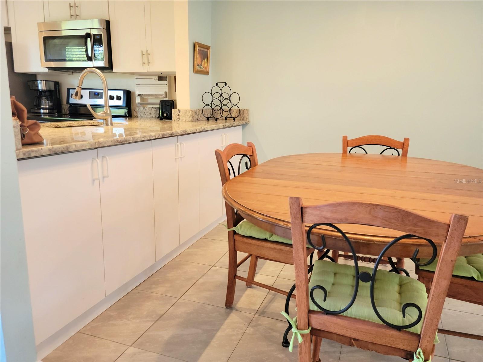 LAKEVIEW OF LARGO - Residential Lease