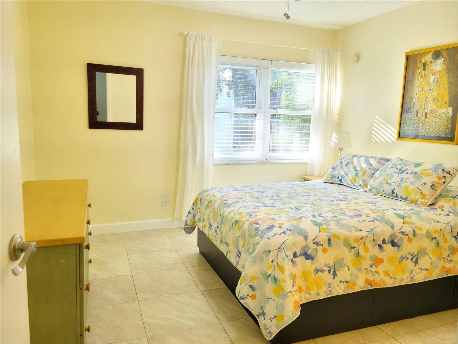 LAKEVIEW OF LARGO - Residential Lease