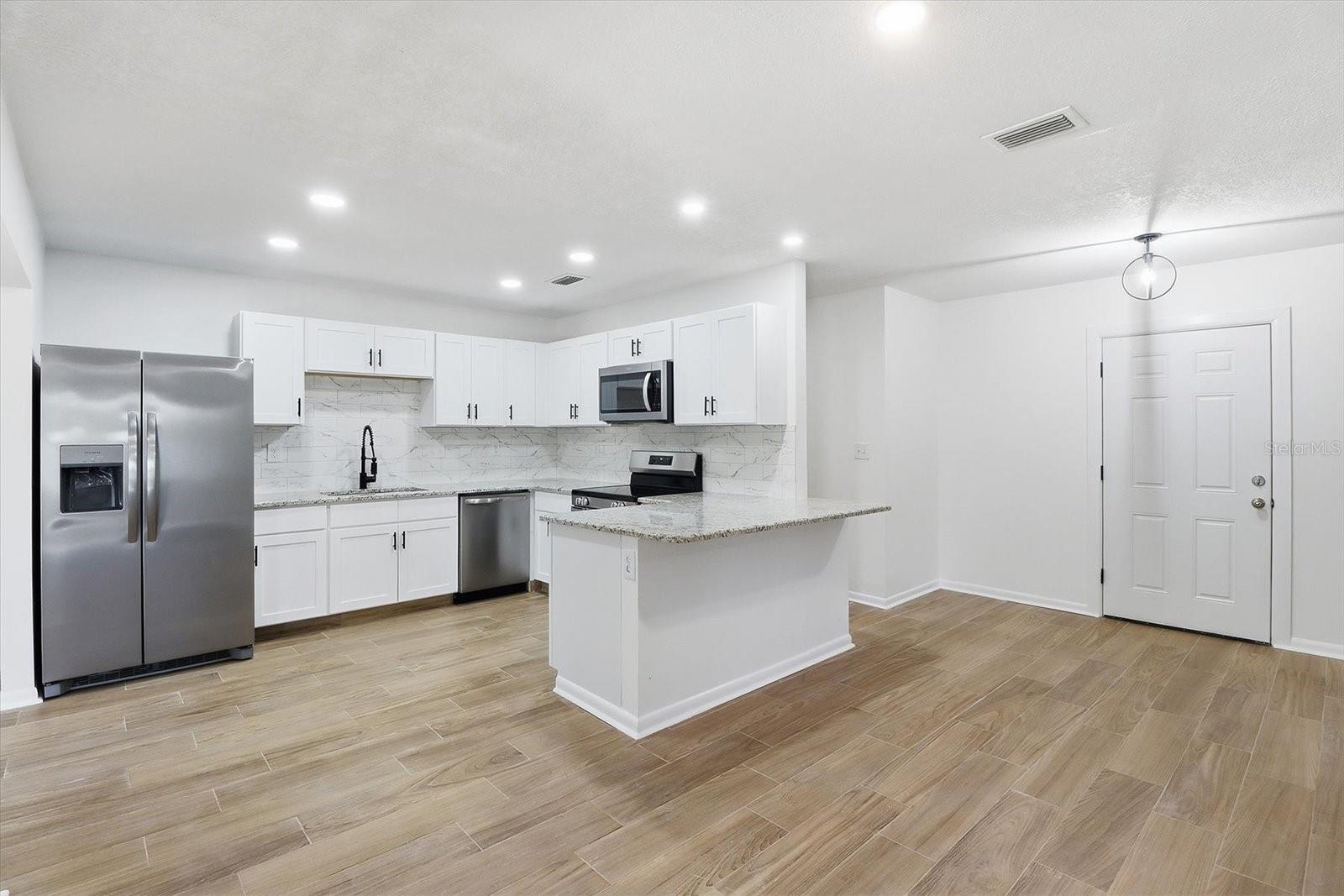 CITRUS SPGS UNIT 14 - Residential